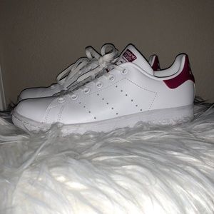 LIKE NEW Pink Stan Smiths